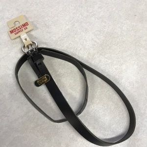 Mossimo black belt w/ silver buckle. Gen. Leather